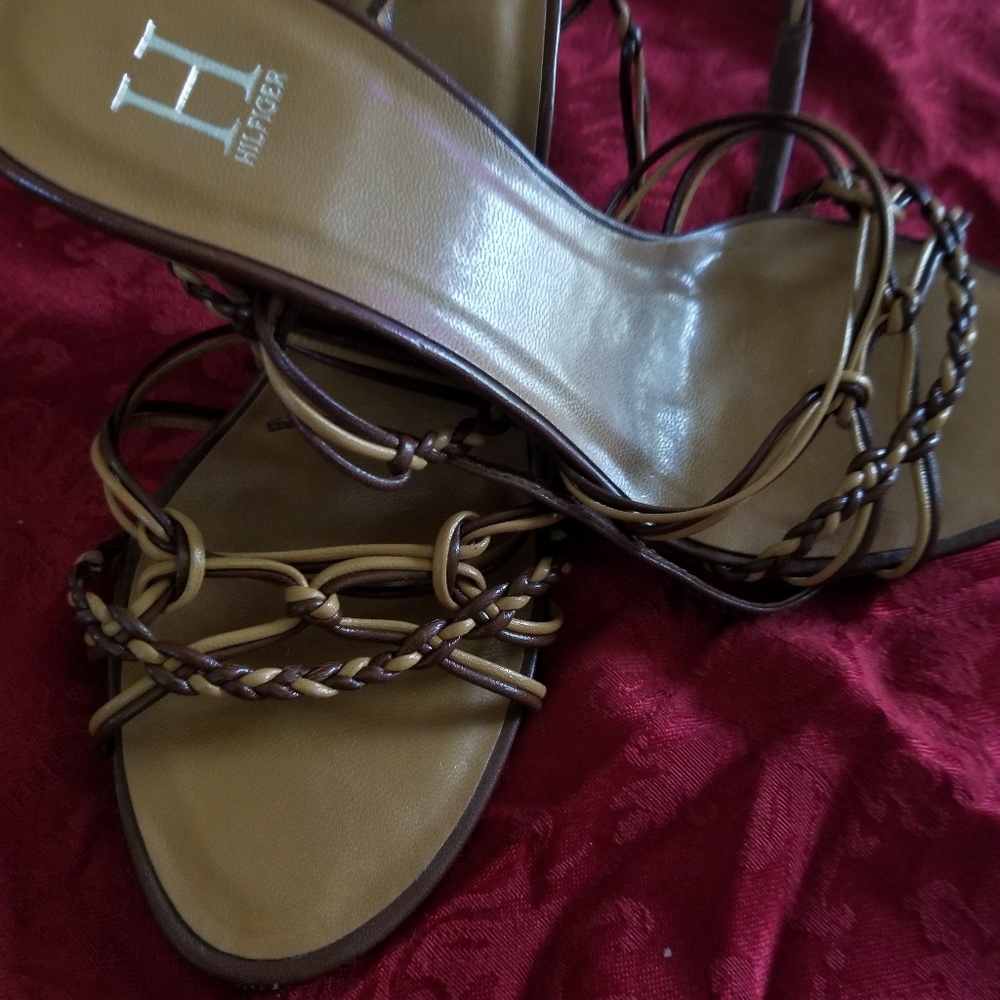 Woman's shoes